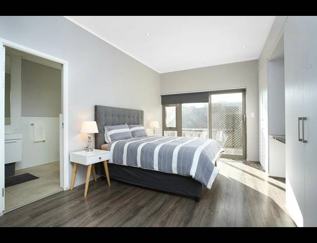 3 BEDROOM PROPERTY TO RENT IN OAKLANDS